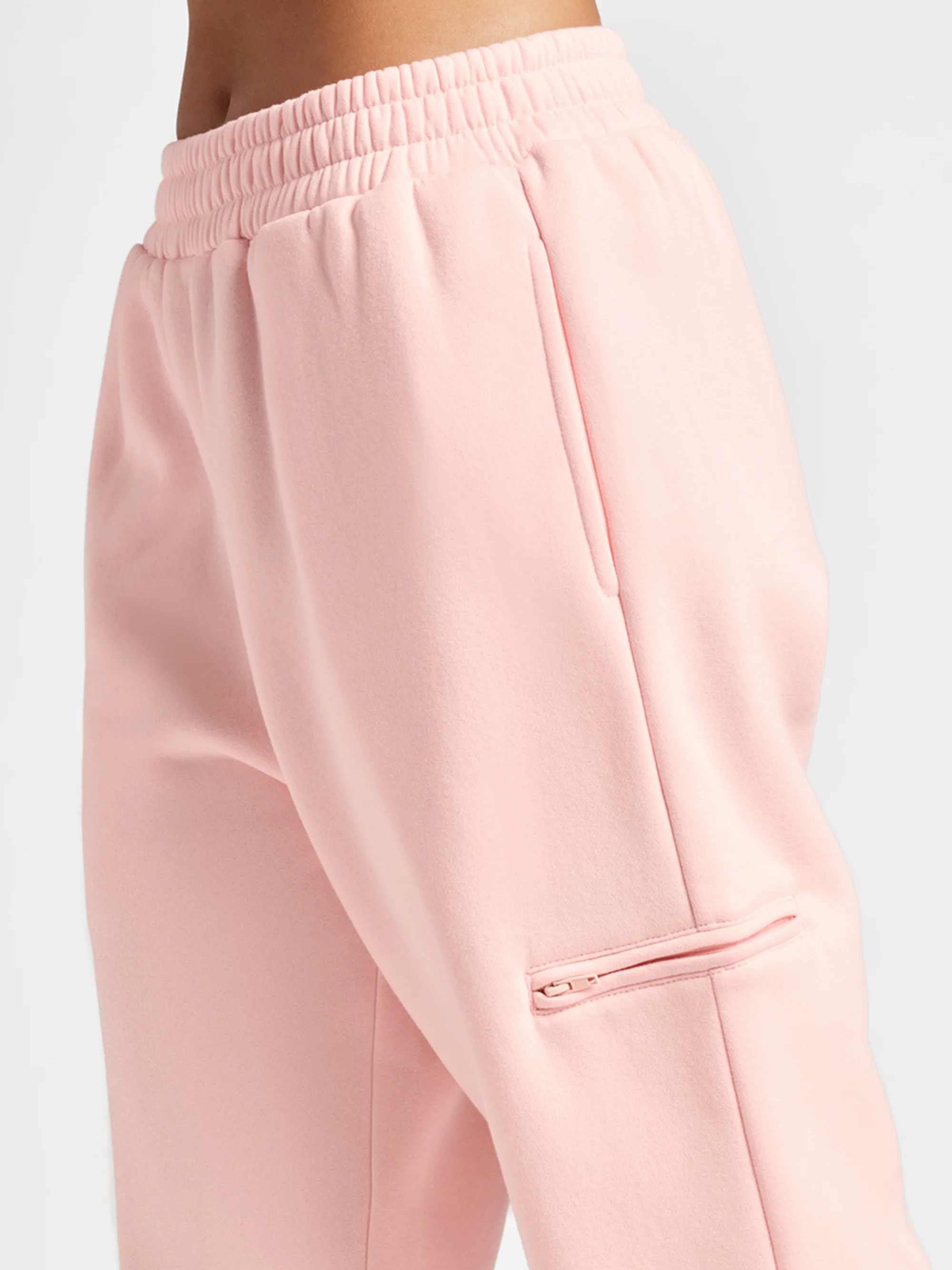 tarte x Comfrt airplane mode travel sweatpants - Image 16