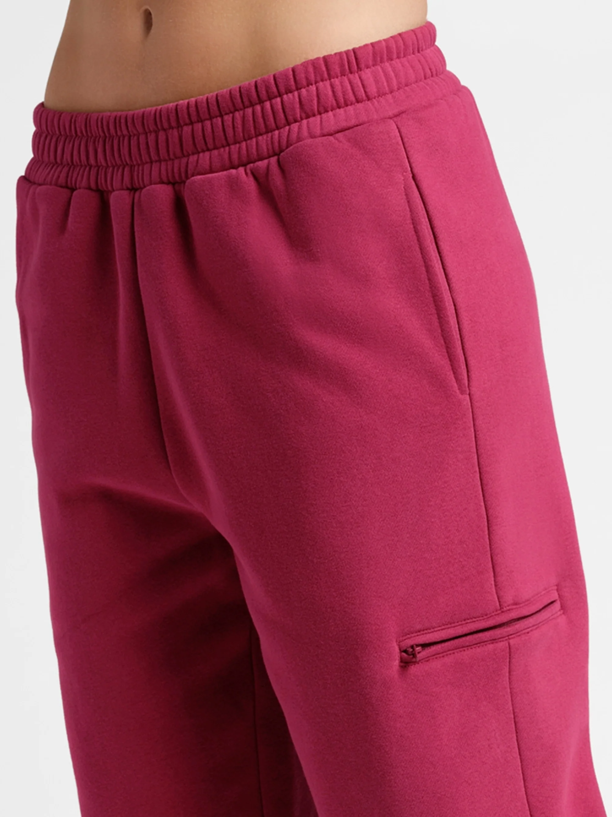 tarte x Comfrt airplane mode travel sweatpants - Image 18